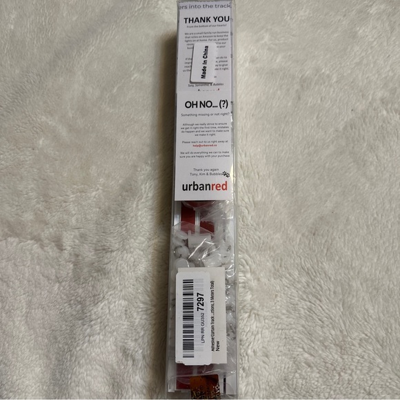 Urbanred Self Adhesive Ceiling or Wall Curtain Track 3 Meters - Picture 2 of 5